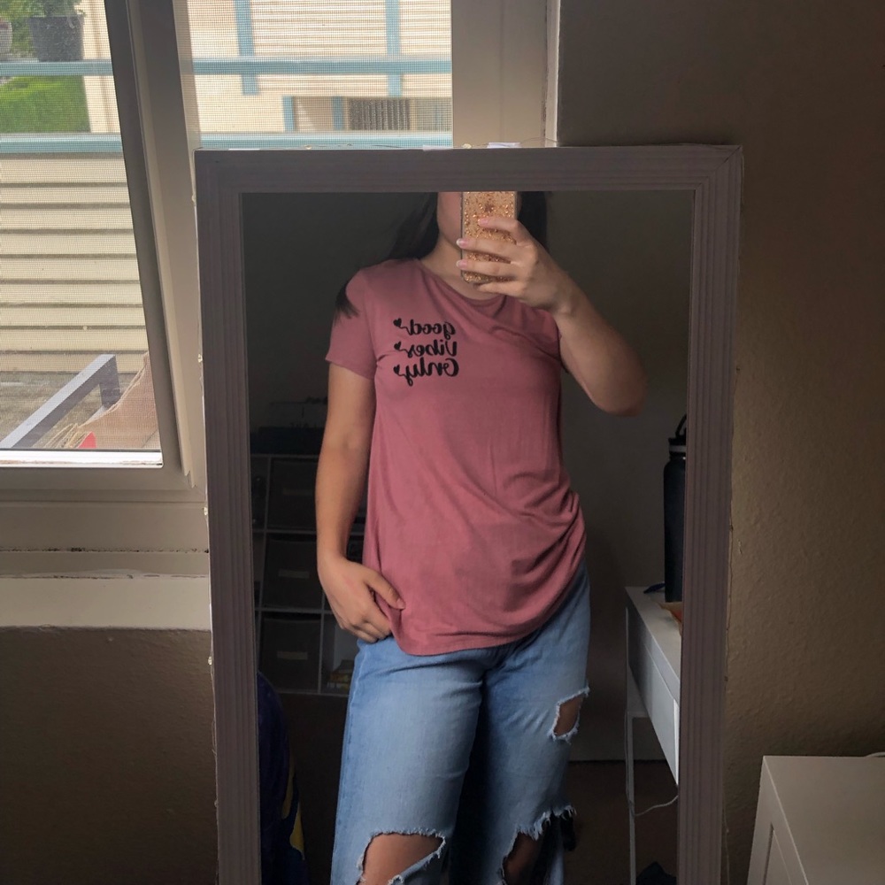 Gaze “Good Vibes Only” Pink Tee
